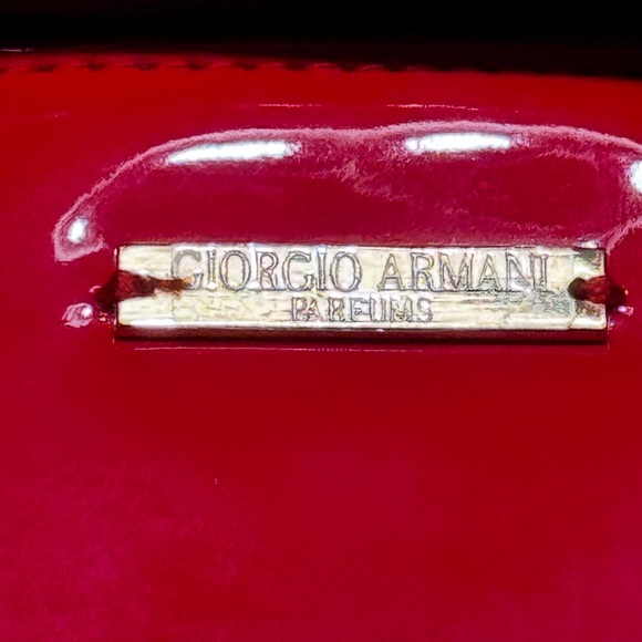 Giorgio Armani Patent Leather pouch with Gold Mirror - Picture 2 of 8